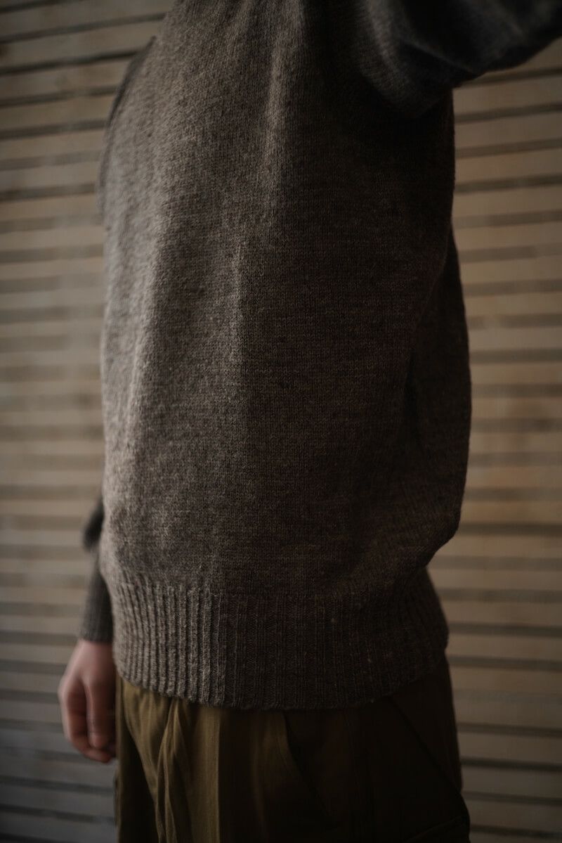 SOLNORD Handframe Knitted Crew Neck | ARCH ONLINE SHOP