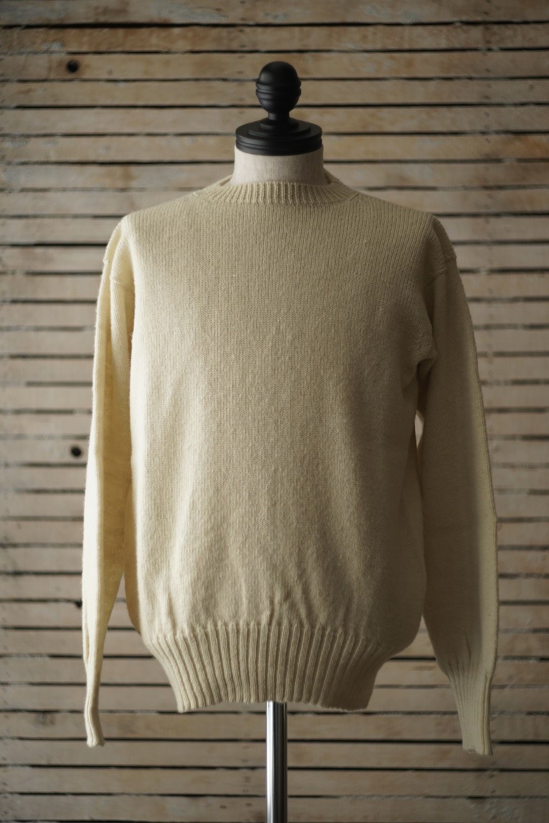 SOLNORD Handframe Knitted Crew Neck | ARCH ONLINE SHOP