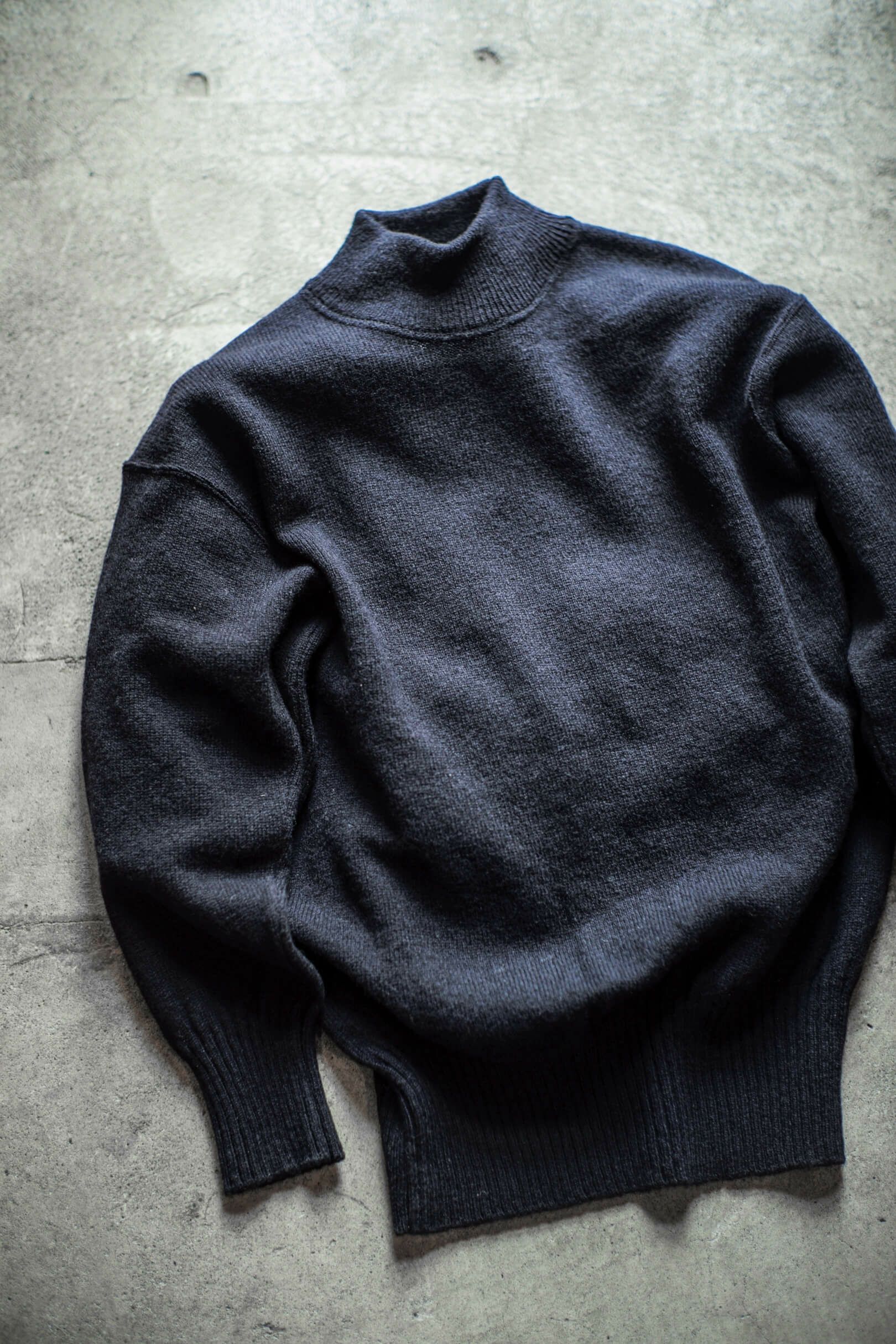 GOB SWEATER | ARCH ONLINE SHOP