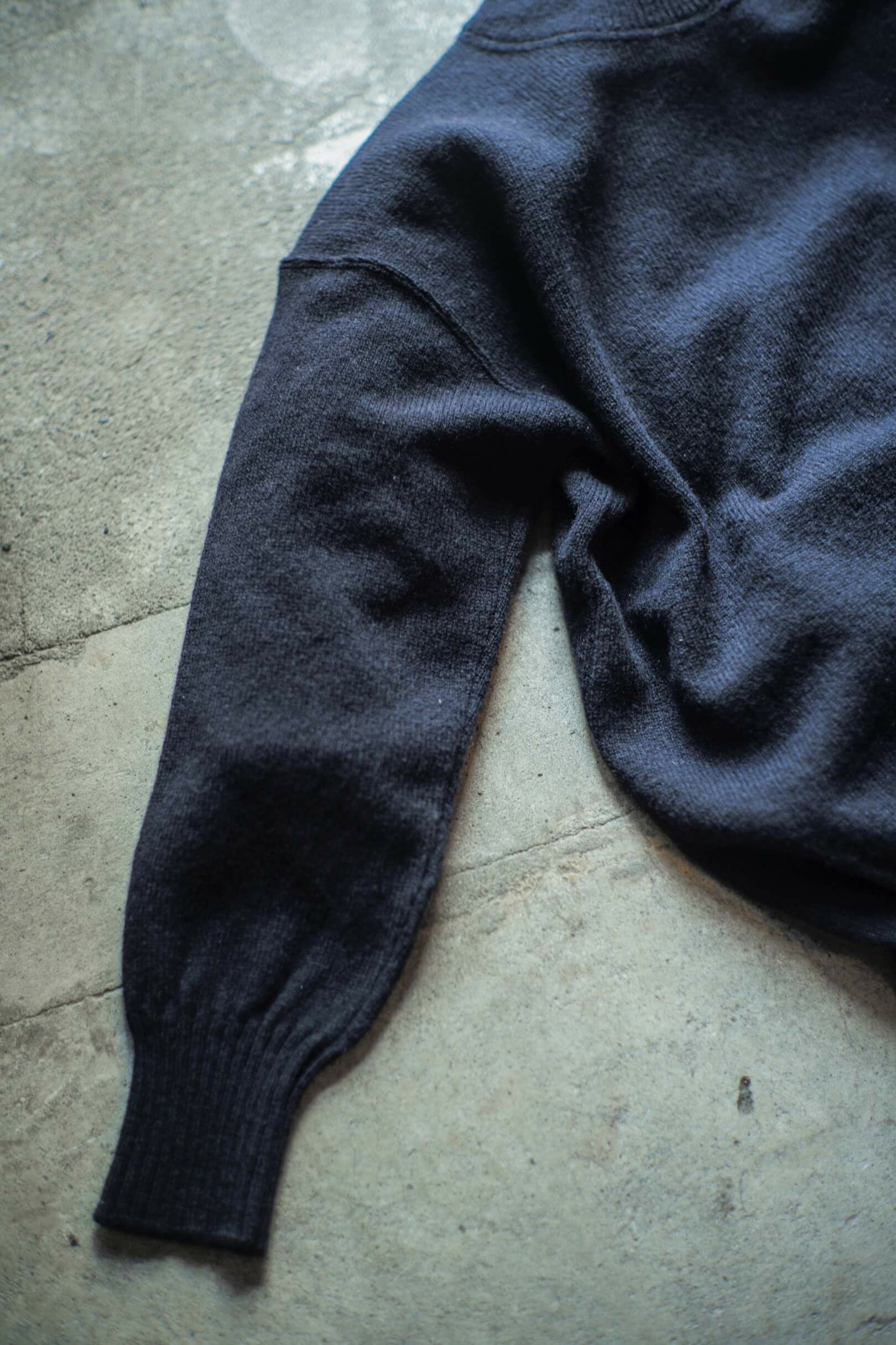 GOB SWEATER | ARCH ONLINE SHOP