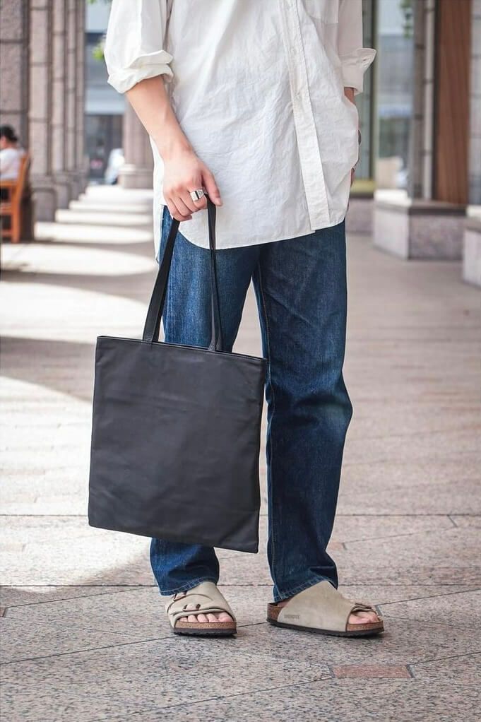 【AMIACALVA】  SANDWITCH LEATHER TOTE AMIACALVA トートバッグ SANDWICH LEATHER L メンズ : ZOZOTOWN